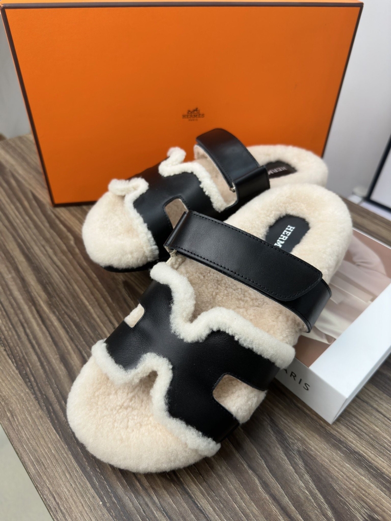 Hermes Slippers